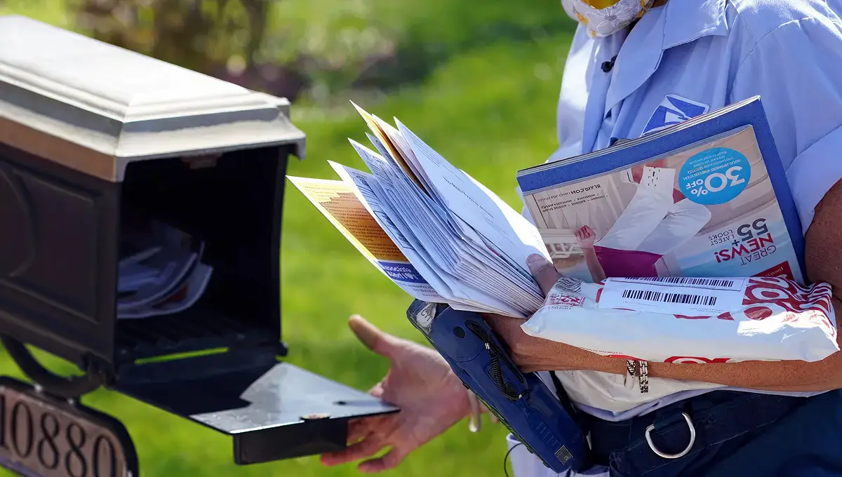 National Thank A Mail Carrier Day 2026: Date, History, Appreciation Ideas & Celebrate Postal Workers' Dedication